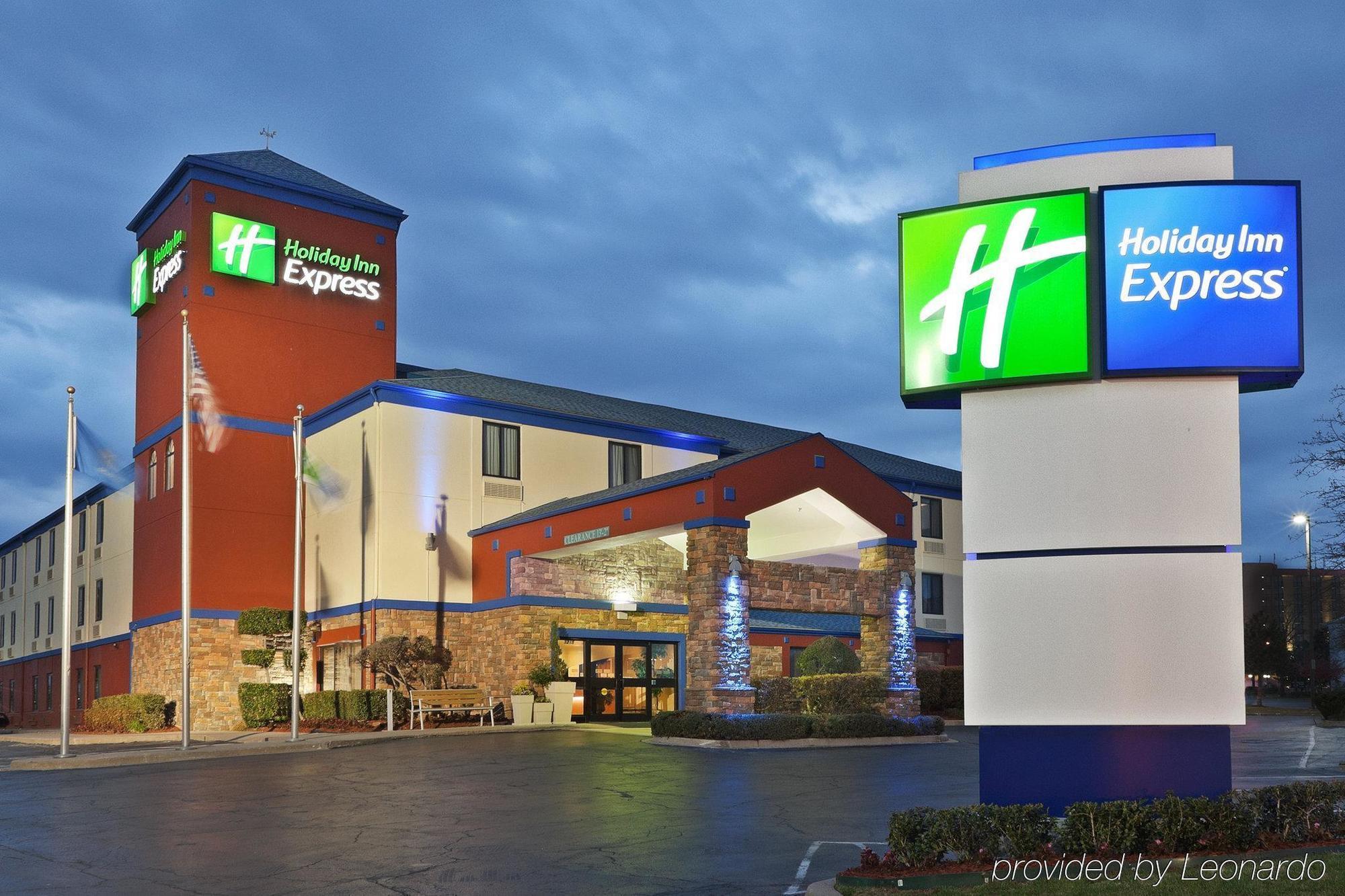Hotel Days By Wyndham Tulsa
