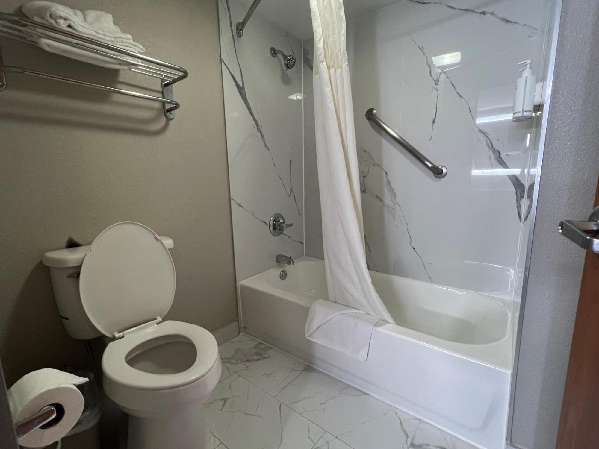 Days By Wyndham 3* Tulsa